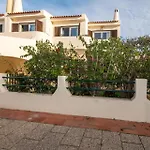 #015 Buganvilia By Holidays