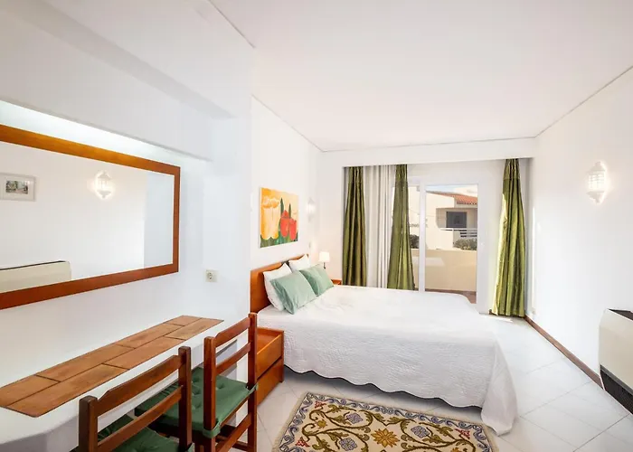 #015 Buganvilia By Holidays Vakantiehuis Albufeira