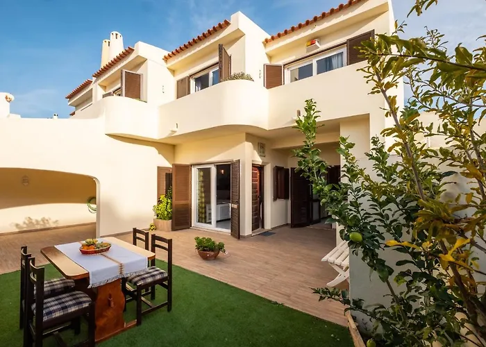 #015 Buganvilia By Holidays 펜션 알부페이라